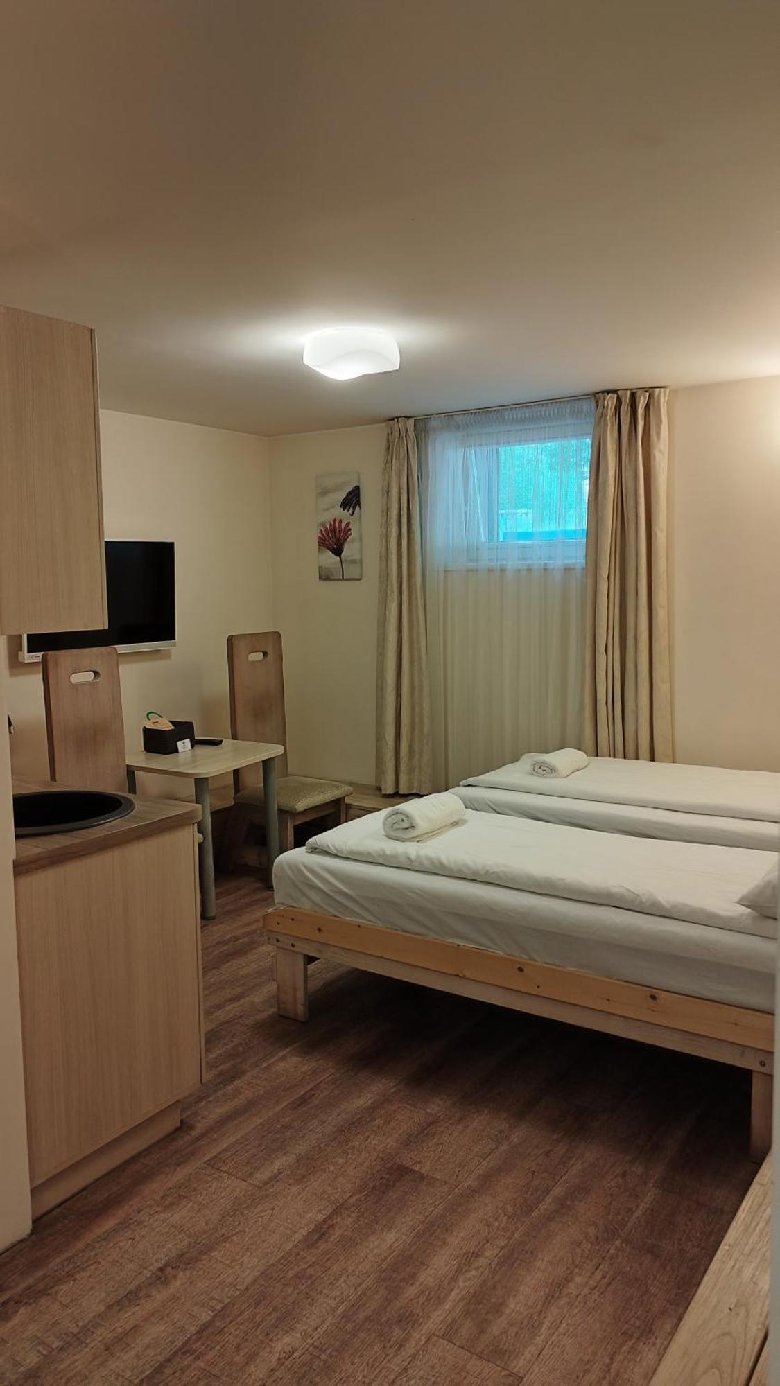 Kubu Ground Floor Rooms Klaipėda Eksteriør bilde